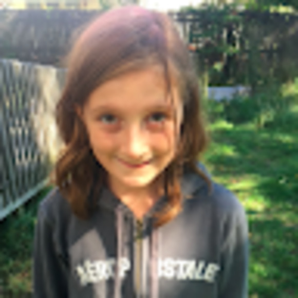 Meet your Posher, Abigail - Picture 1 of 1